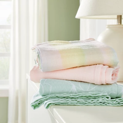 Muslin Swaddle Blanket - Cloud Island™ Brushstrokes - 3pk 3 Muslin Swaddle Blanket - Cloud Island™ Brushstrokes - 3pk
