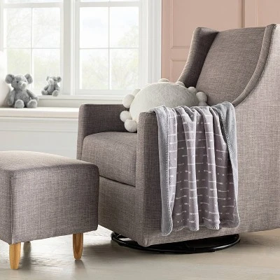 Plush Baby Blanket - Gray Arrows - Cloud Island™ 3 Plush Baby Blanket - Gray Arrows - Cloud Island™