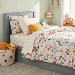 In The Garden Kids' Bedding Set With Sheets - Pillowfortâ˘