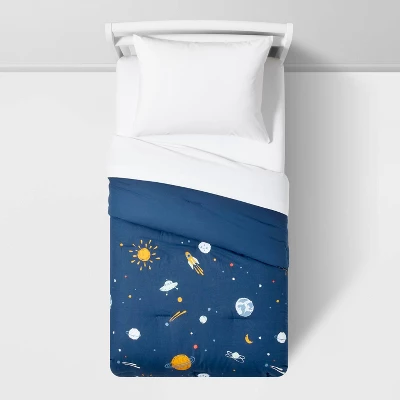 Space Cotton Kids' Comforter Set Navy - Pillowfort™ 5 Space Cotton Kids' Comforter Set Navy - Pillowfort™ - Image 3
