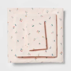 In The Garden Kids' Bedding Set With Sheets - Pillowfort™ 12 In The Garden Kids' Bedding Set With Sheets - Pillowfort™ -Baby Products Store GUEST df4a80be c6d3 4f45 9143 2919fe73e663