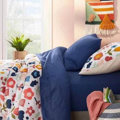 Solid Cotton Kids' Sheet Set - Pillowfort™ 3 Solid Cotton Kids' Sheet Set - Pillowfort™